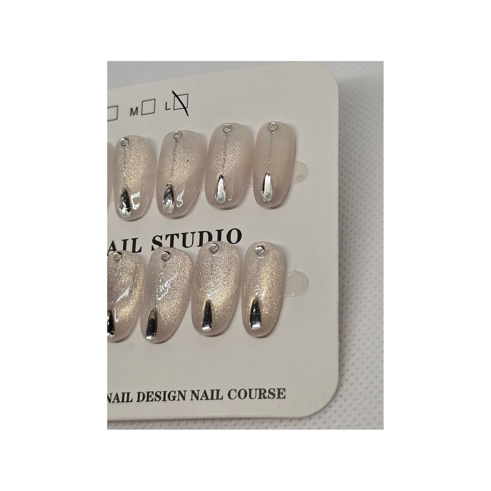 Handmade Champagne Cat Eye Press On Nails Silver Teardrop Gems Size L - Picture 3 of 4